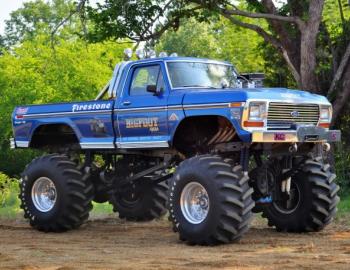 Bigfoot – The Original Monster Truck – Blue Oval Trucks