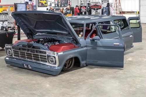 1976 Ford B100 – El Chapo