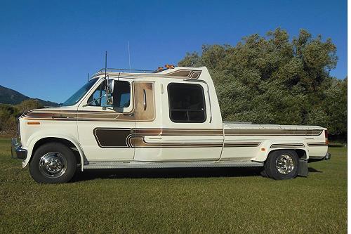 Ford E350 Cabriolet Dually