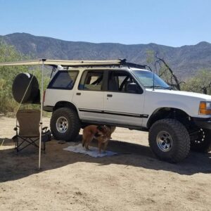Ford Explorer 4x4 Overlnding